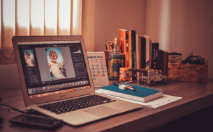 دمج العمل الحر مع المنتجات الرقمية